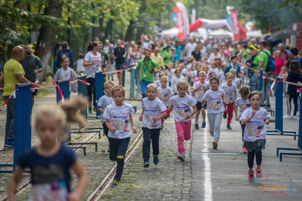 ASCOTID Train Race